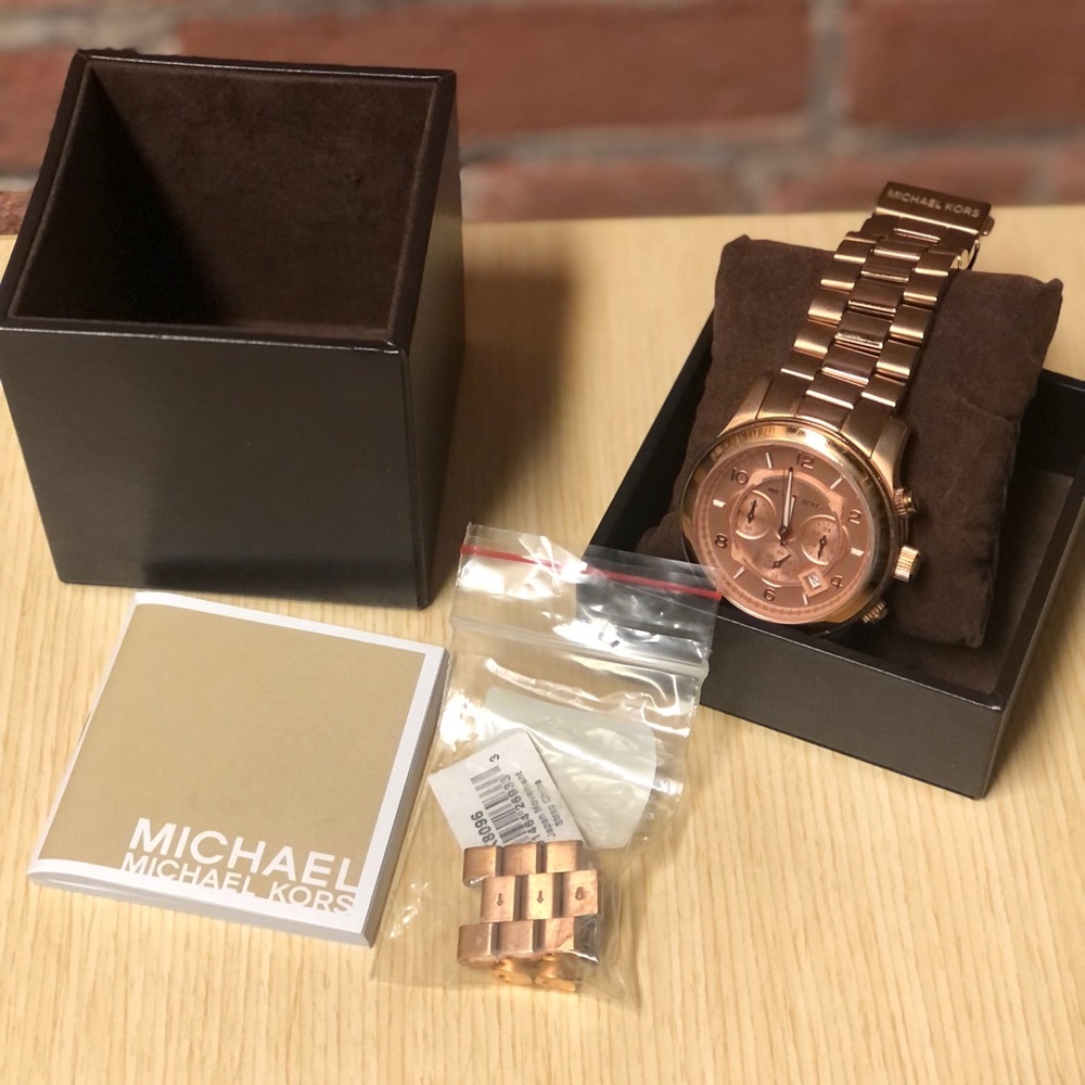 Rose good authentic Michael Kors watch